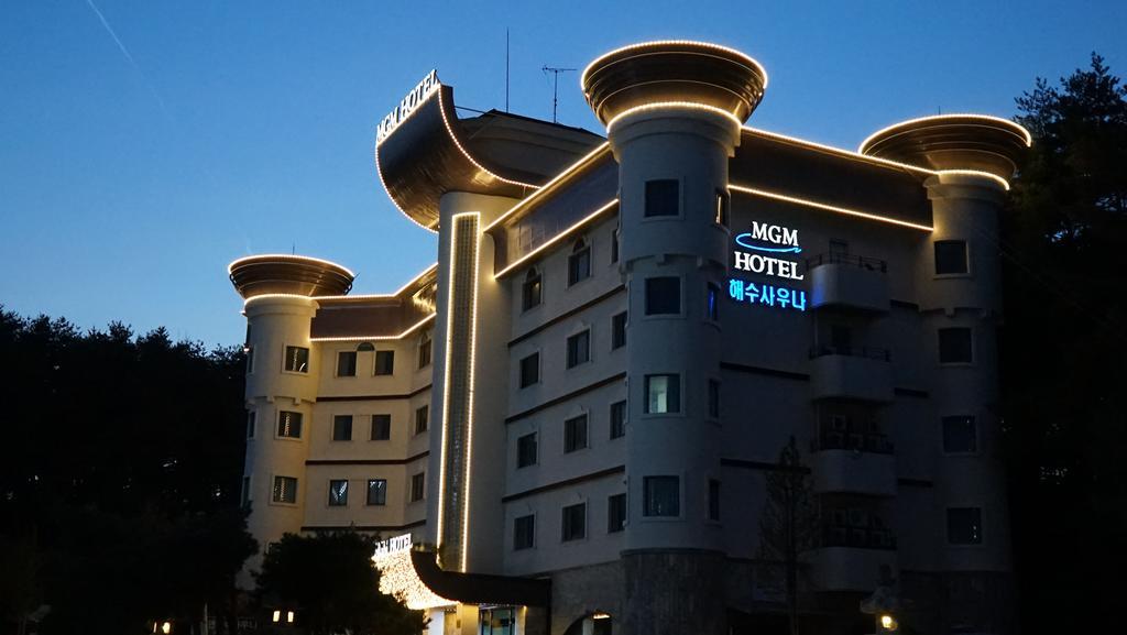 Mgm ホテル 江陵市 エクステリア 写真